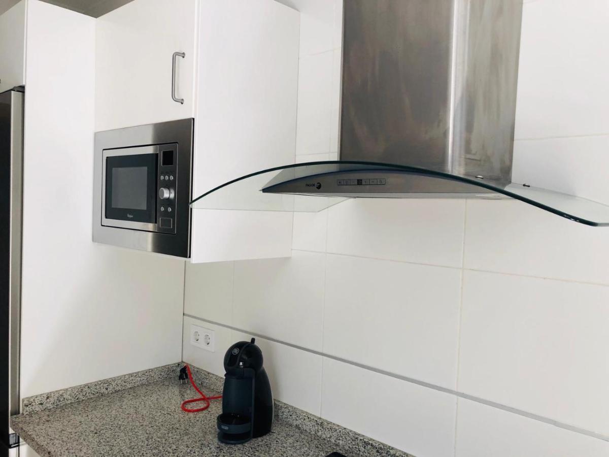 Low Cost Rooms La Merced Málaga Eksteriør billede