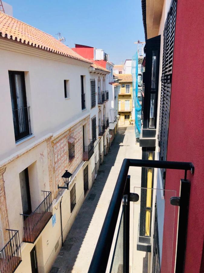 Low Cost Rooms La Merced Málaga Eksteriør billede